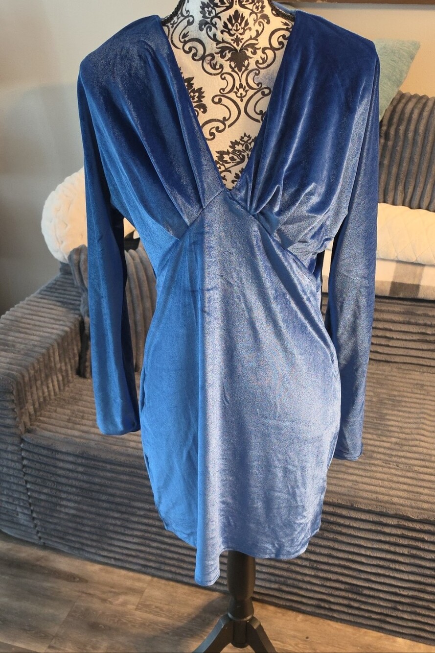Sunday Deep Blue Velvet Long-Sleeve Wrap Dress